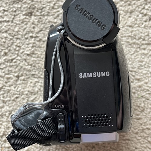 Samsung Mini DV Camcorder VP D381- 34 Optical Zoom - Battery/No Leads - Untested - Picture 12 of 12