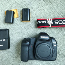 Canon EOS 5d Mark II Camera, cap, strap, two batteries, charger, great condition