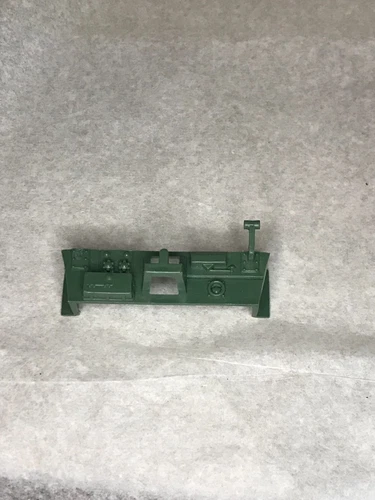 G.I. JOE WOLVERINE REAR PANEL BROKEN TANK PART
