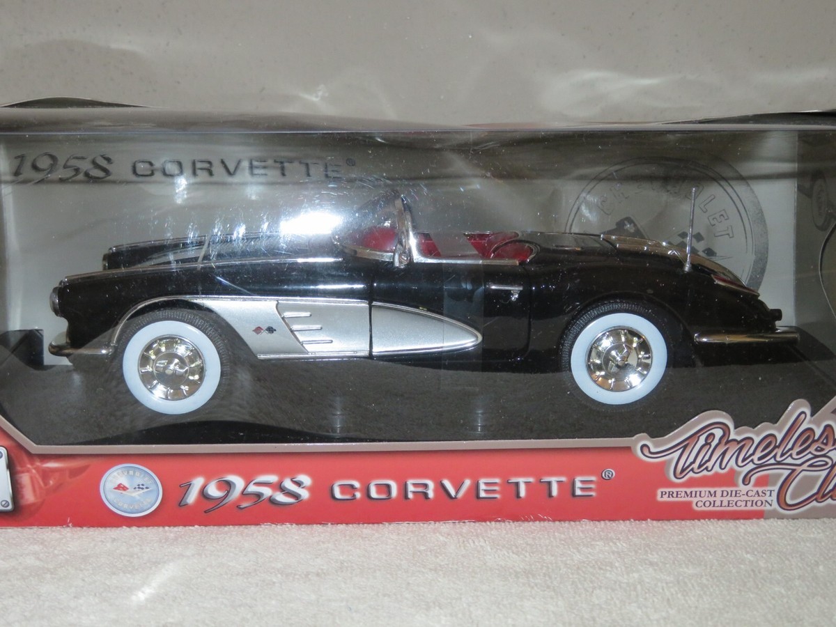 TIMELESS CLASSICS 1958 CHEVY CORVETTE 1:18 MOTORMAX OPENING HOOD
