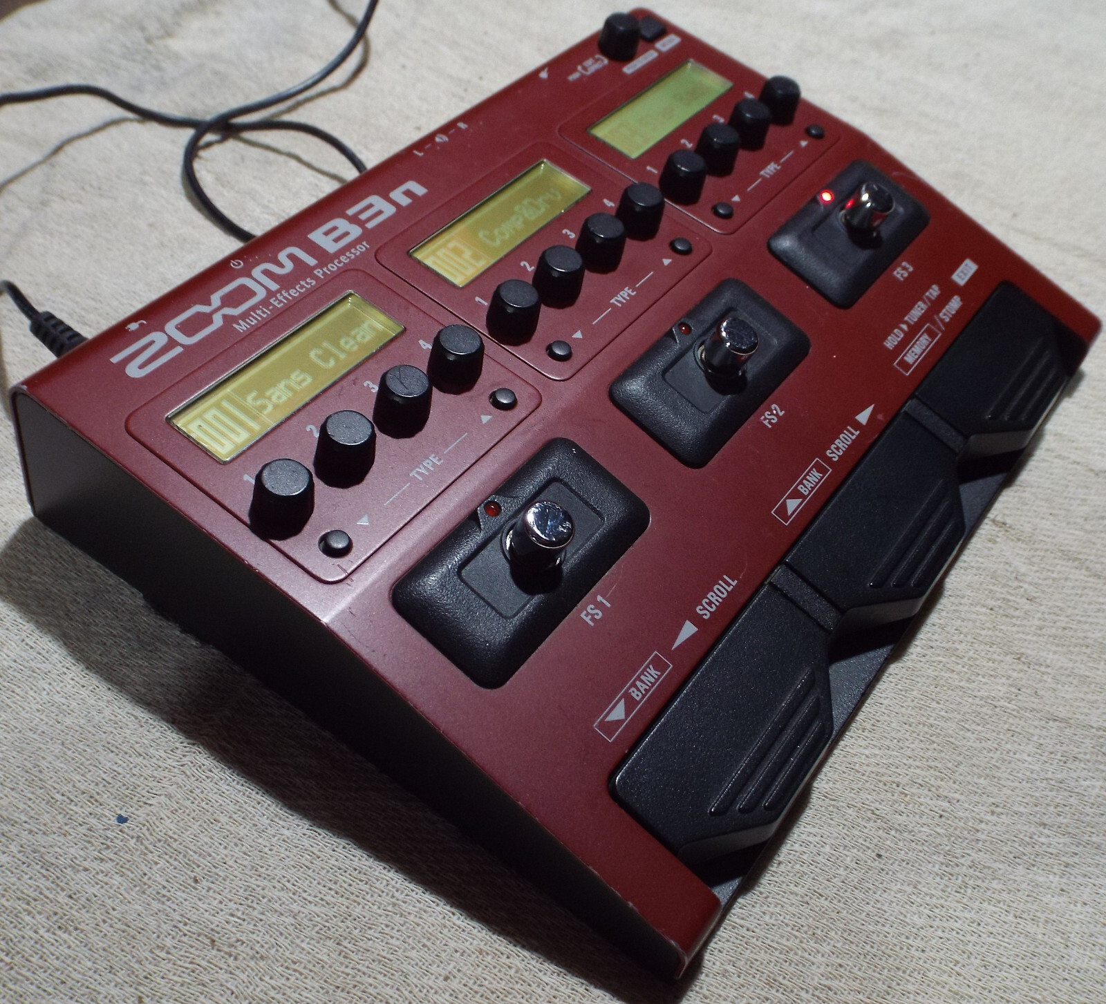 ZOOM B3n Bass Guitar Multi Effects Pedal eBay