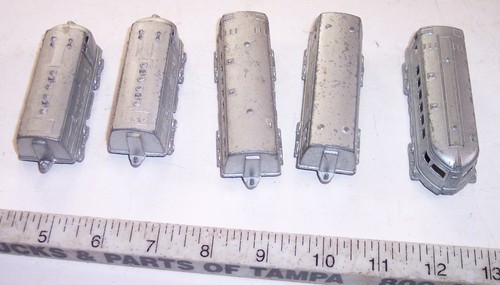 Rare Vintage MIDGETOY Metal Diecast Diesel 5-Piece Passenger Train TootsieToy - Picture 12 of 13