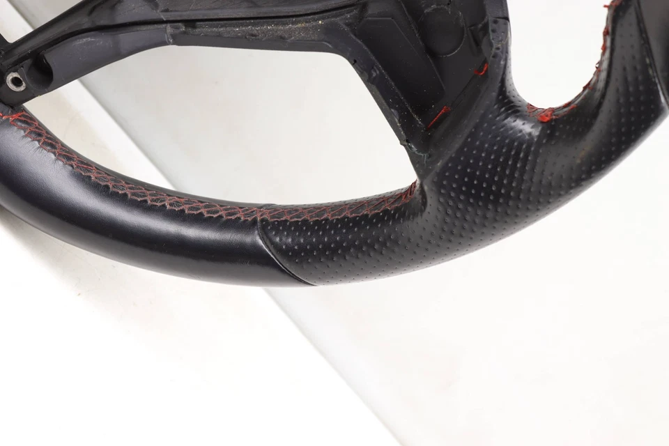 2012-2015 MERCEDES-BENZ SLK250 - 3-Spoke Steering Wheel 1724601603 - Image 4 of 4