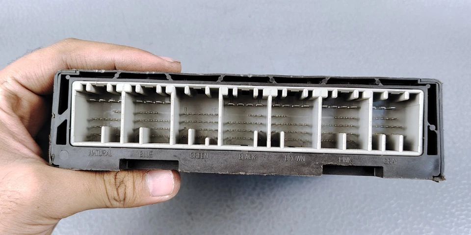 MÓDULO DE CONTROL DE CARROCERÍA CHEVROLET GM HOLDEN CRUZE BCM F00HJ00614 13574842 Foto 4 de 4