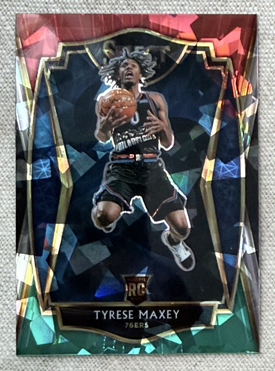 2020-21 Select Tyrese Maxey Red White Green Cracked Ice Premier Level RC Rookie