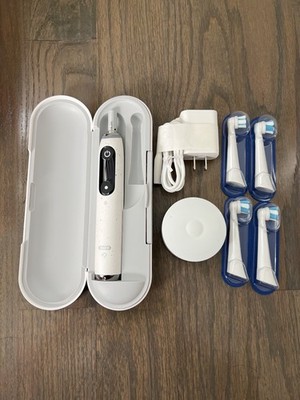 Braun Oral-B iO 10 ホワイト 本体 iO Series 10 Electric Toothbrush, Stardust White | Oral-B