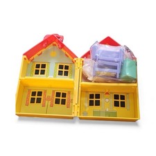 New Peppa Pig House Playset With 17 Pieces