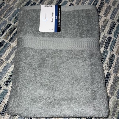 Set of 4 ROOM ESSENTIALS mist gray Bath Towel, 27'' x 52''
