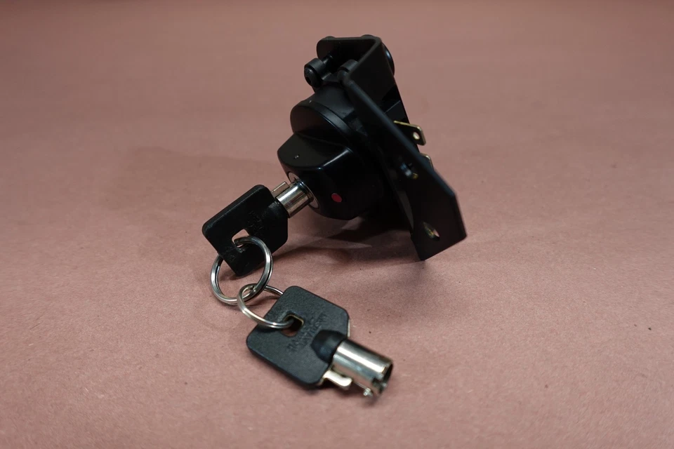 Harley VRSCF 2009-2017 Muscle V-Rod interruptor de encendido bloqueo y llave Foto 3 de 4