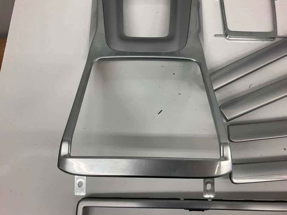 12-16 Volvo S80 XC70 7 piezas incrustaciones forradas de plumas de aluminio fresado 1286358 31389862 Foto 2 de 4