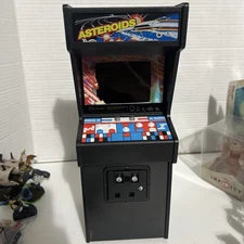 NEW WAVE TOYS REPLICADE ASTEROIDS ARCADE VIDEO GAME ATARI 1/6