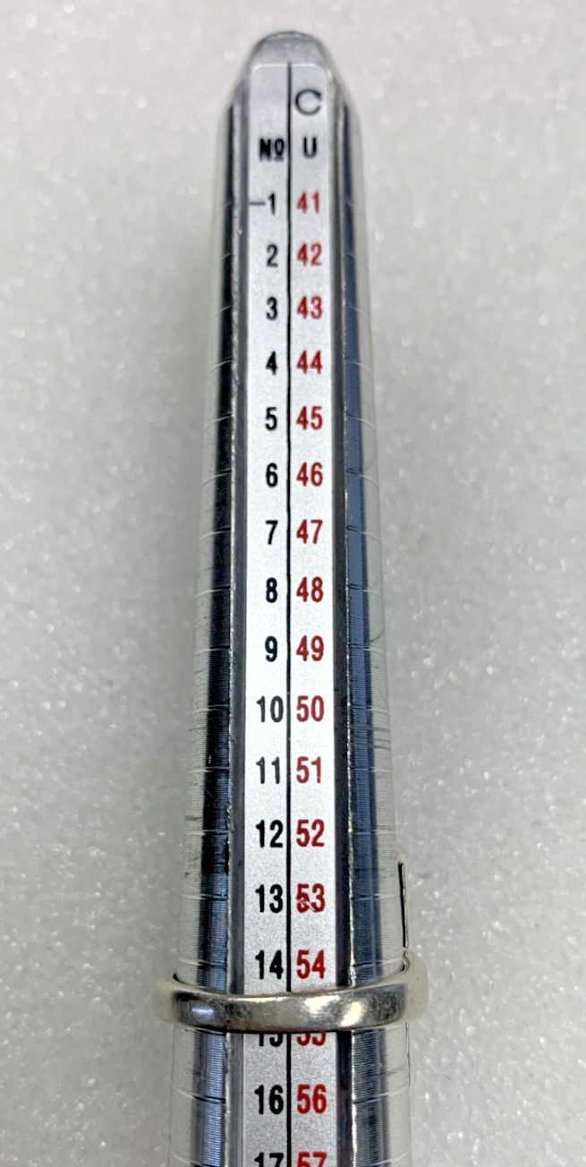 Sterling silver ring w/ rectangular red garnet ge… - image 9