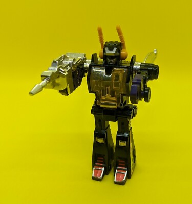 Vintage 1985 Transformers Decepticon Action Figure - Kickback - G1 Insecticons