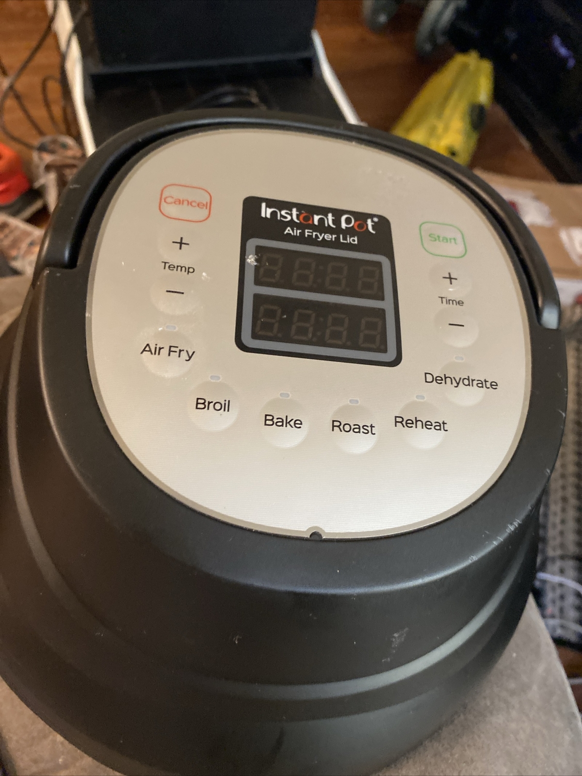 Instant Pot Duo Crisp Air Fryer Lid 6 Qt.-image
