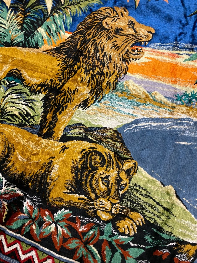 Vintage Antique Handwoven African Lion Lionness Hanging Wall Tapestry - Thumbnail 4