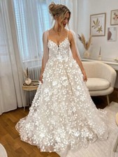 Romantic A-Line Wedding Dresses Sleeveless 3D Floral Lace Boho Bridal Gowns