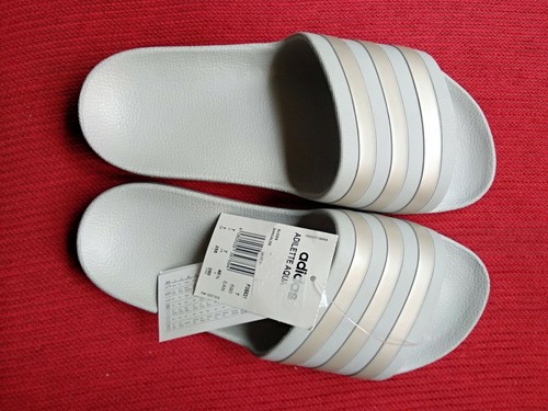 Chanclas Adilette GRIS PLATEADA Talla 40 1/2 7 UK BNWT | eBay