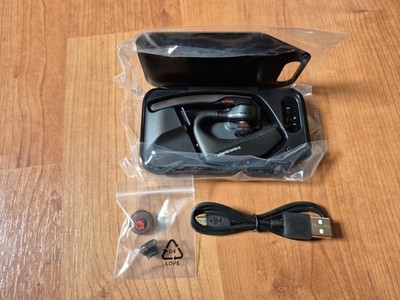 Plantronics Voyager 5200 UC.  Ohrbügel Headset inkl. Ladestation Neu