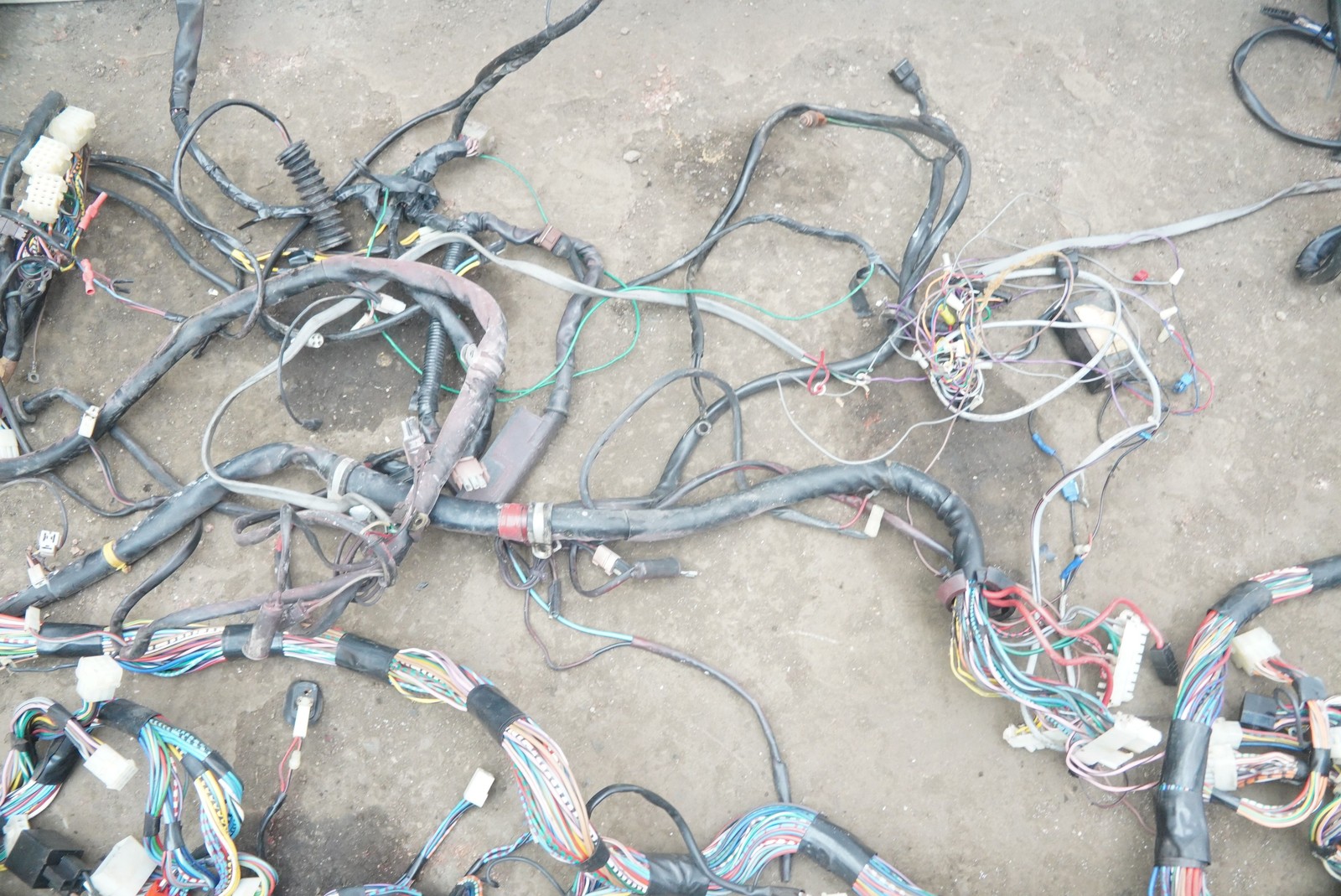 Body Chassis Dash Wire Wiring Harness Cable OEM Ferrari Mondial Cabriolet 1985