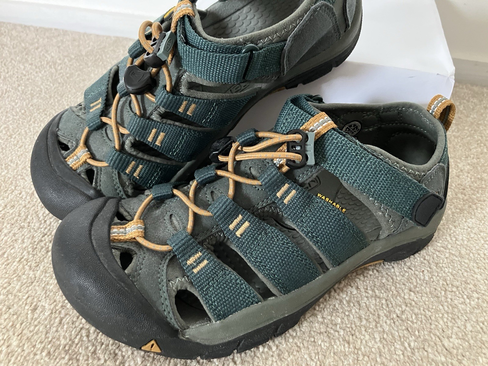 Sandali Keen ragazzo scarpe outdoor casual comodi lavabili verde scuro taglia uk 3