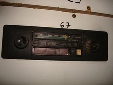 AUTORADIO VINTAGE. VECCHIA AUTO RADIO PHILIPS 672.  COD$*67