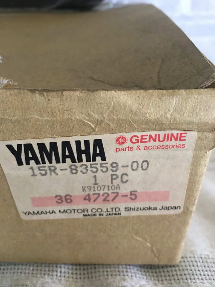 Yamaha XJ 750 metros cubierta 1982 (nuevo stock antiguo) 15R-83559-00-00 Foto 2 de 4