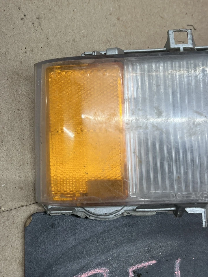 Cadillac DeVille 1985 1986 lado izquierdo del conductor intermitente marcador OEM 16500967 Foto 2 de 4