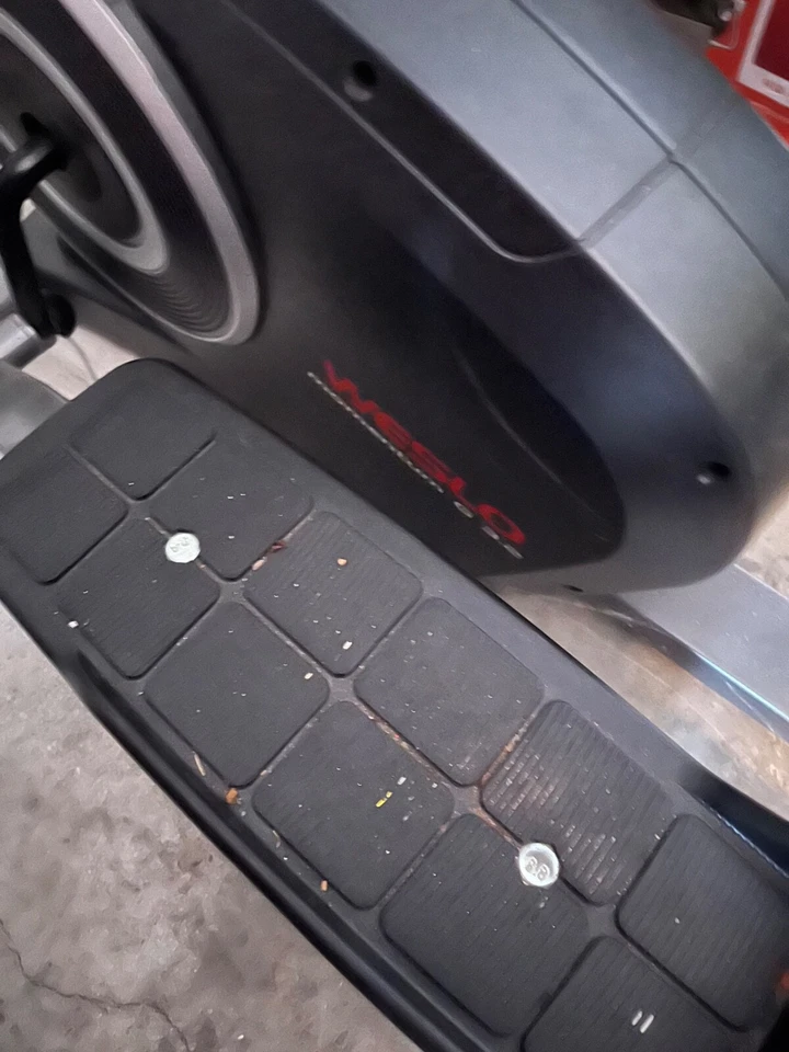 Weslo WLEL32115 Momentum G 3.2 Bicicleta/Entrenador elíptico Híbrido 2 en 1 Foto 4 de 4