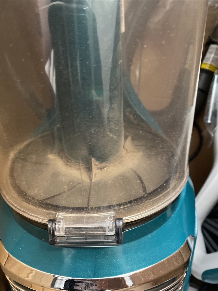 Kenmore DU2012 Green Bagless Carpet Upright Vacuum Cleaner 814953016809