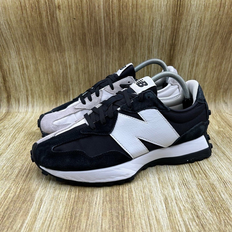 Men's Size 8 D Women's Size 9.5 New Balance Foot Locker x 327