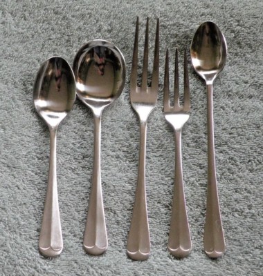 CROSSROADS STAINLESS KOREA / CXQ1 -  Silverware / Flatware - CHOICE