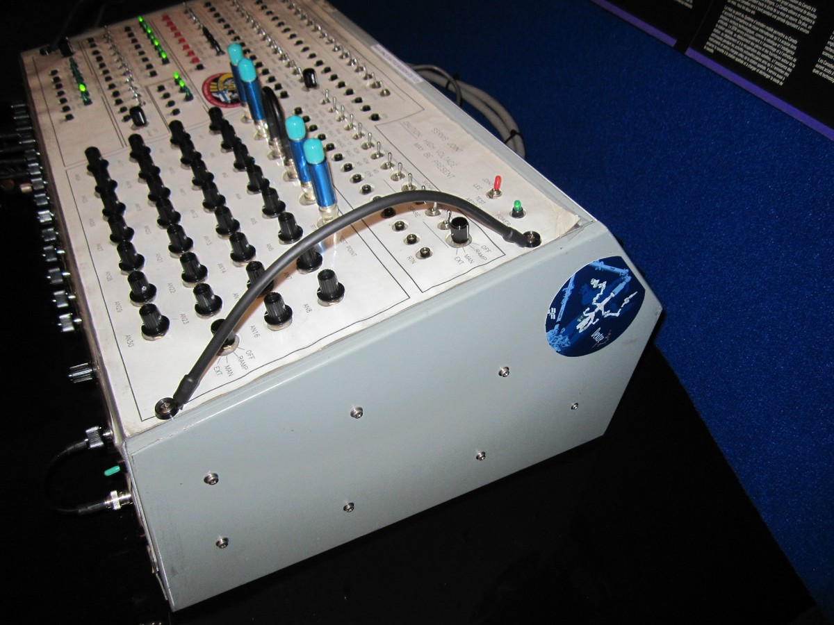 Space Station Remote Manipulator System (SSRMS) Canadarm II Dextre