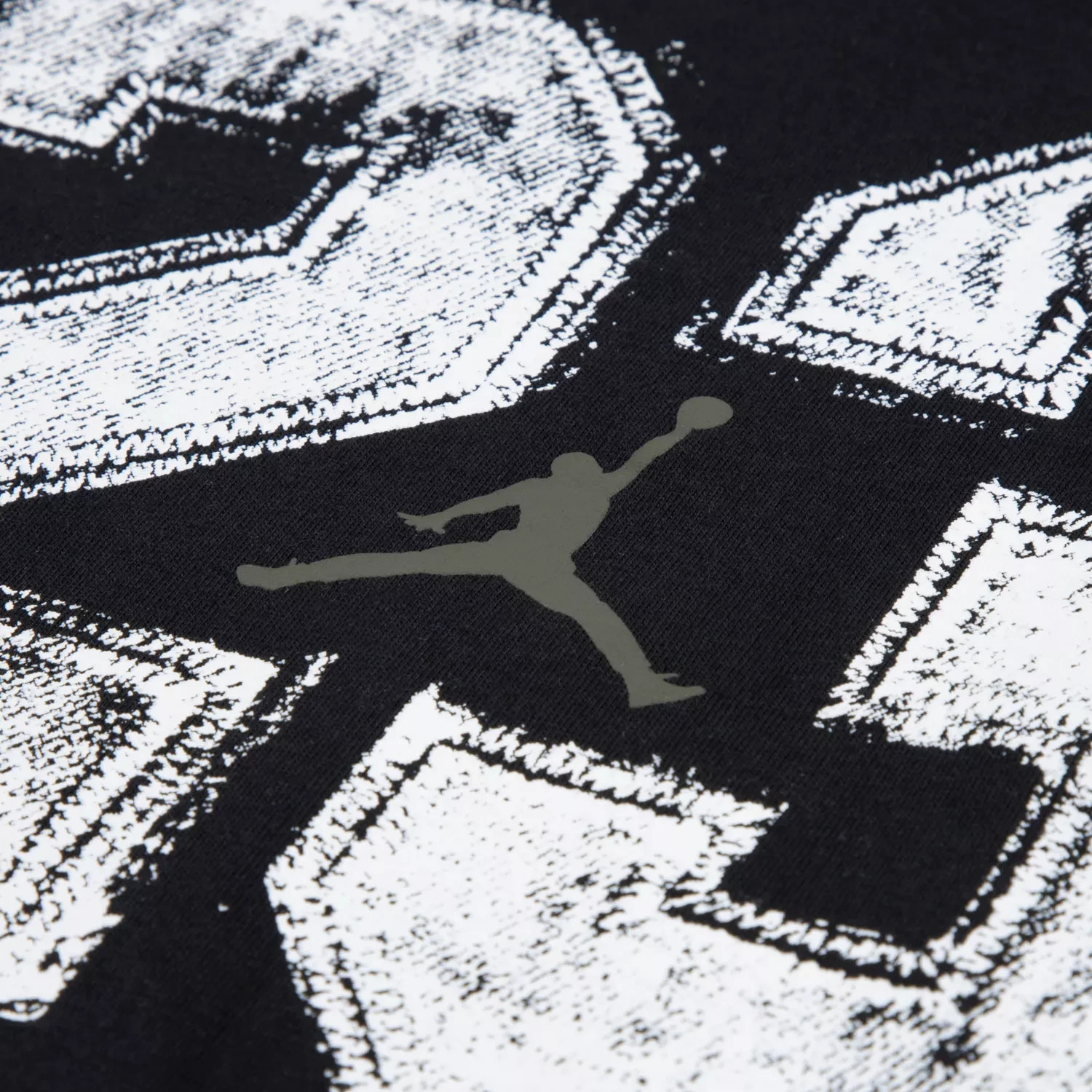 Nike Boys Air Jordan MVP Realtree #23 Twofer T Shirt Medium  $45  Black image 3