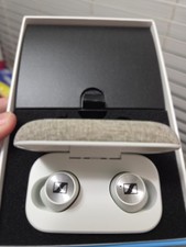 Sennheiser NIB Auth Momentum True Wireless 2 Ear Buds. Left Bud Is Not Working.