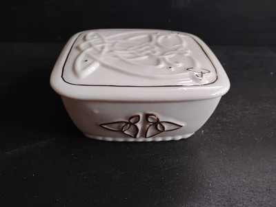 Belleek Celtic Knot & Shamrock Trinket Box With Lid  - Free Shipping