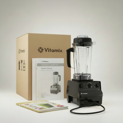 Vitamix 5200 Professional-Grade Blender Self-Cleaning 64 Oz 