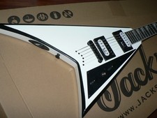 Awesome Jackson Js32t Af White With Black Bevels Fully Set Up !!!