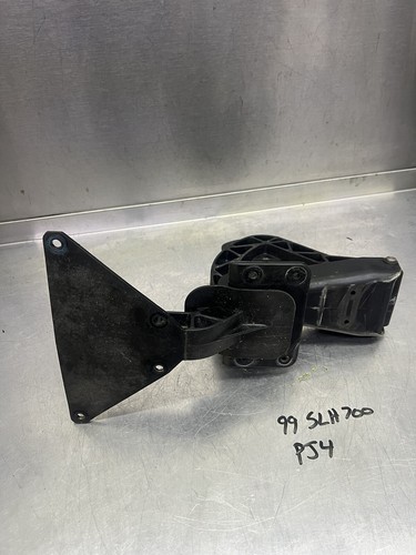 98 99 00 Oem Polaris SLH SLTH 700 hood hinge Support Bracket Mount - Picture 6 of 6