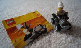 Lot LEGO Adventurers 5921 Dino Island Research Glider 2541 Baron Von Barron Car