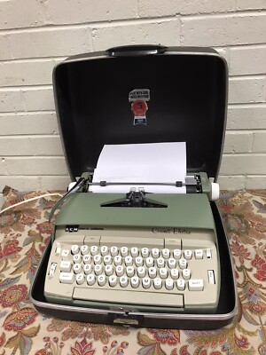 VINTAGE SMITH CORONA CORONET ELECTRIC TYPEWRITER GREEN WORKS