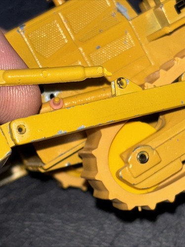Vintage Fiat Allis 41B Dozer - 1/50 - Conrad #2910 W. Germany For Parts - Picture 12 of 12