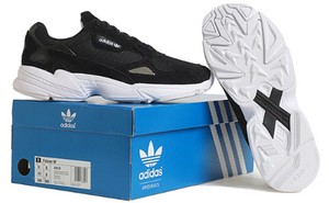 adidas falcon w b28129