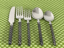 Pier 1 Imports PII14 Stainless 18/8 Twist Handle Smart Choice Flatware B79G