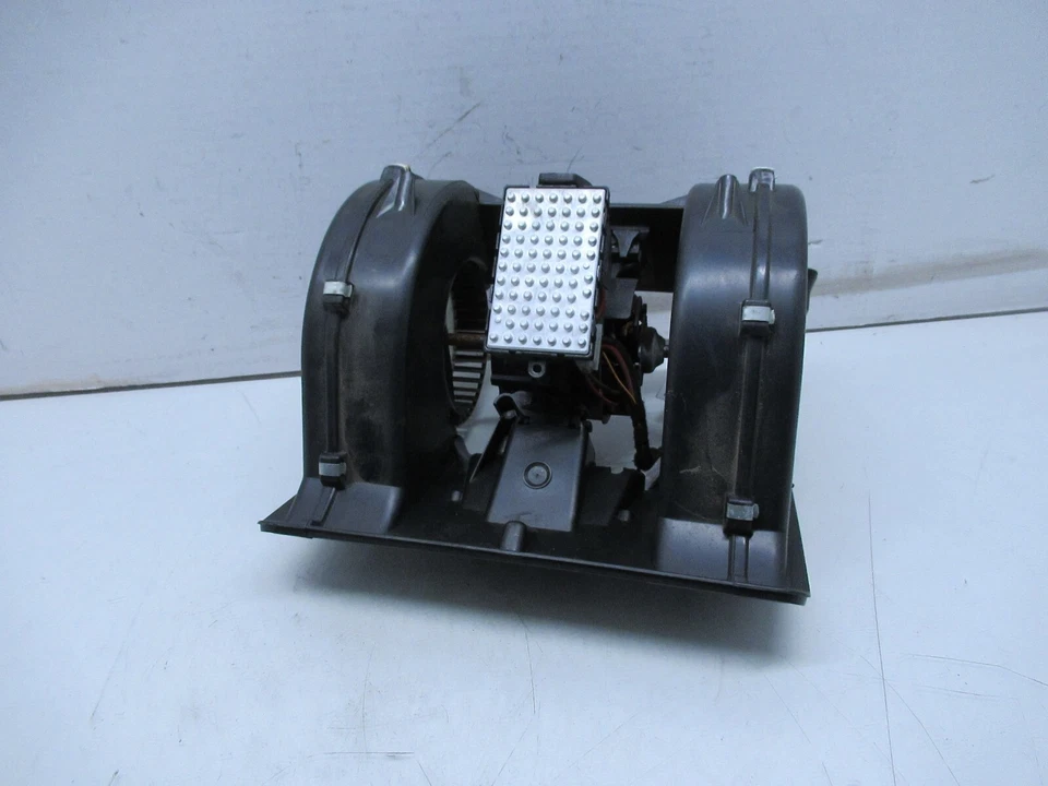 04-07 BMW E60 E61 SERIE 5 AC CALENTADOR VENTILADOR MOTOR OEM Foto 2 de 4