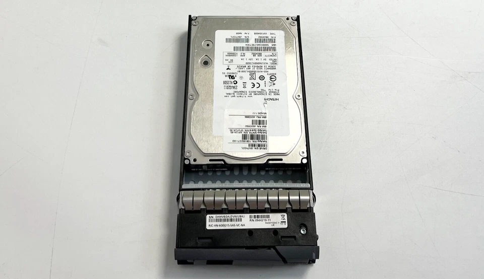 NetApp 600GB 3G X412A-R5 3.5inch 15K SAS Hard Drive - Image 2 of 2