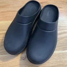 OOFOS Unisex OOcloog Black Men’s sz 8 Women’s sz 10 Lightweight Footwear Clogs