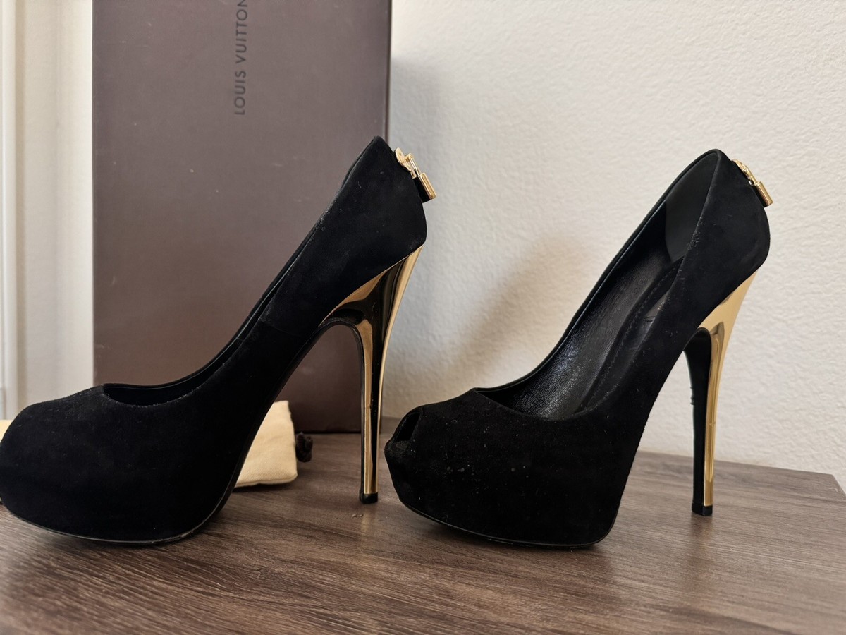 Louis Vuitton Black Suede Heel Pump Size 8.5 Gold Lock | eBay