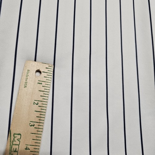 Derek Jeter New York Yankees Jersey Majesitc Pin Stripe Stitched Vintage MLB #2 - Picture 15 of 22
