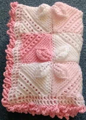 Baby Kinderwagendecke rosa und weiß neu handgestrickt