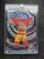 Hulk Hogan - Spectra Silver Prizm #/25 - 2023 Panini WWE Chronicles
